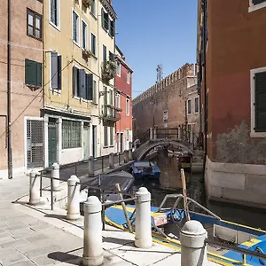 Appartamento Romantic Lagoon - Canal View, Venezia