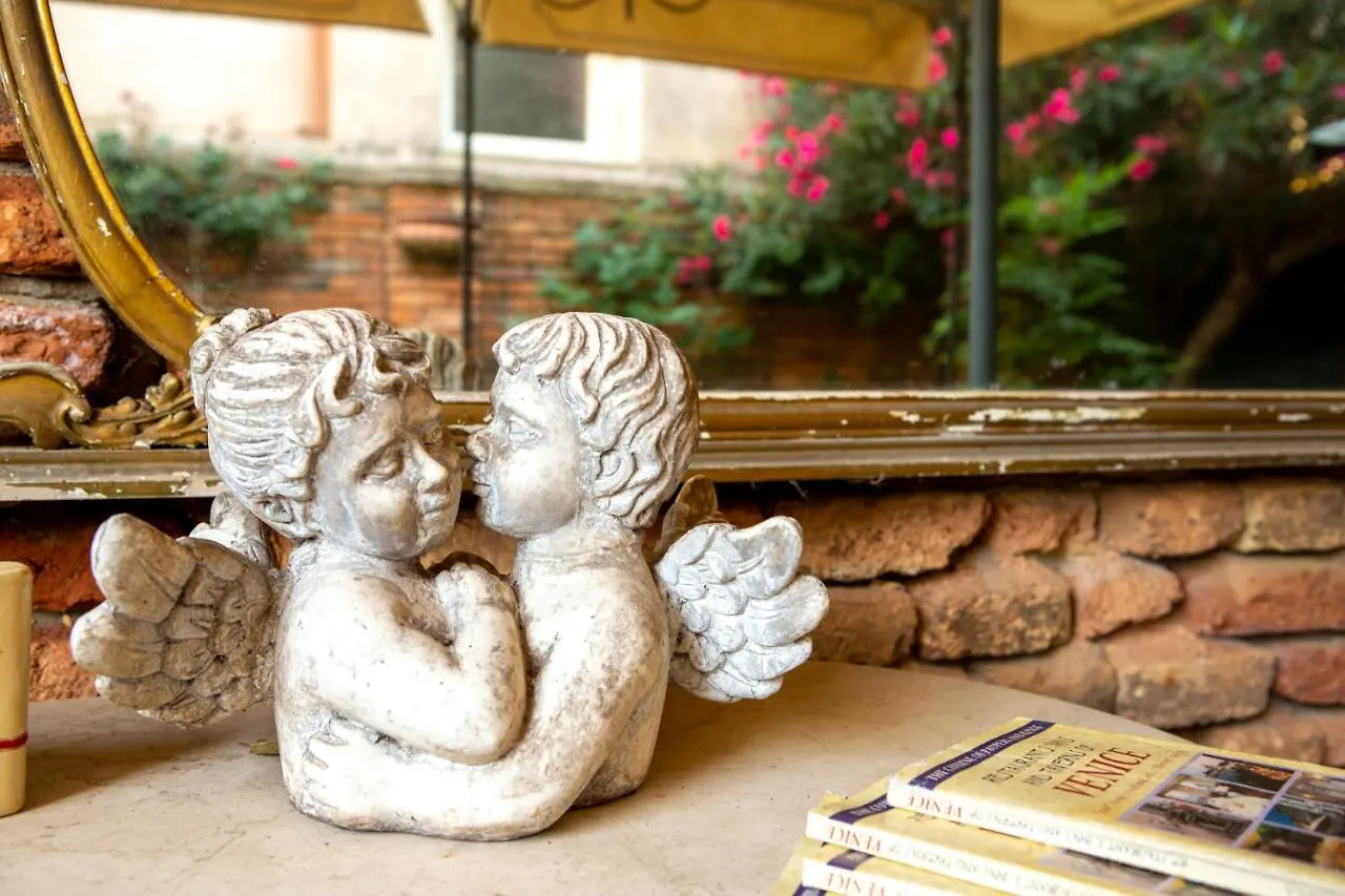 Al Campanile Madonna Dell'Orto Apartment Venice