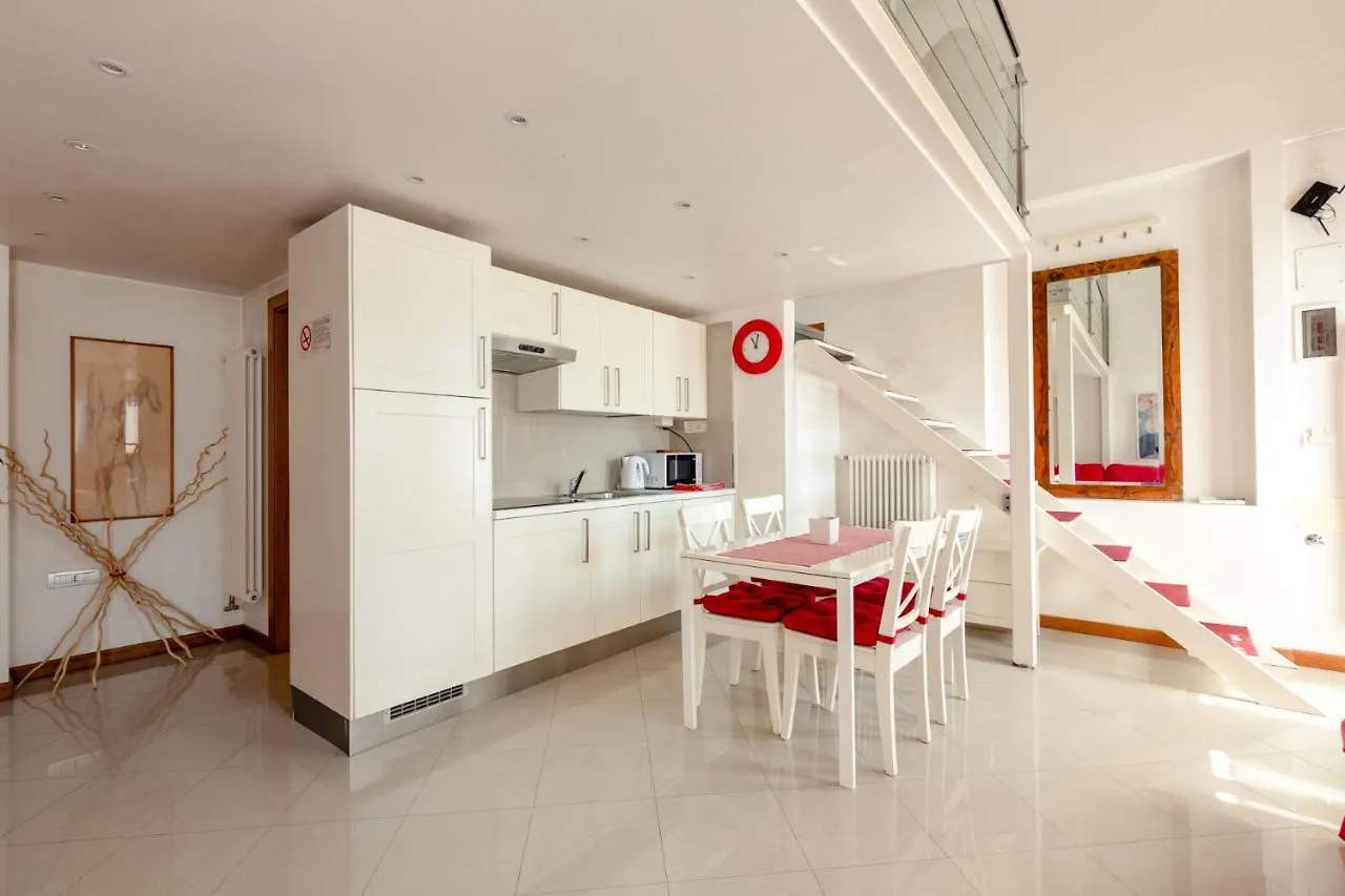 Al Campanile Madonna Dell'Orto Apartment Venice Italy