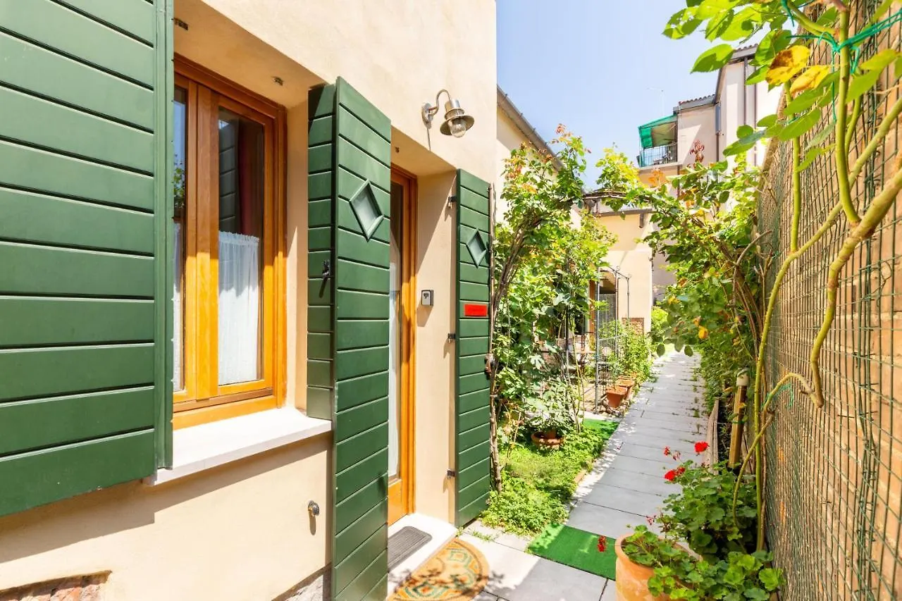 Al Campanile Madonna Dell'Orto Apartment Venice Italy